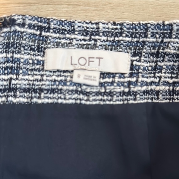 LOFT Tweed Mini Pencil Skirt | Size 8 | Worn Once - Picture 2 of 7